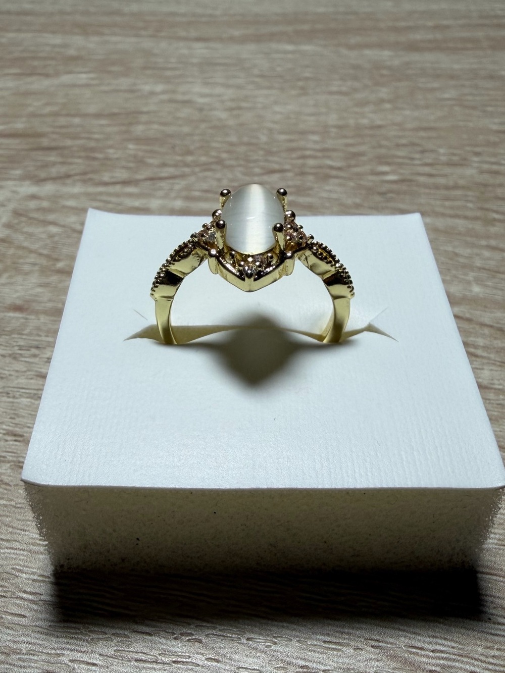 🤍✨ Gold & White Opal-Style Adjustable Ring ✨